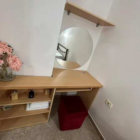 Anais Apartment Sarande